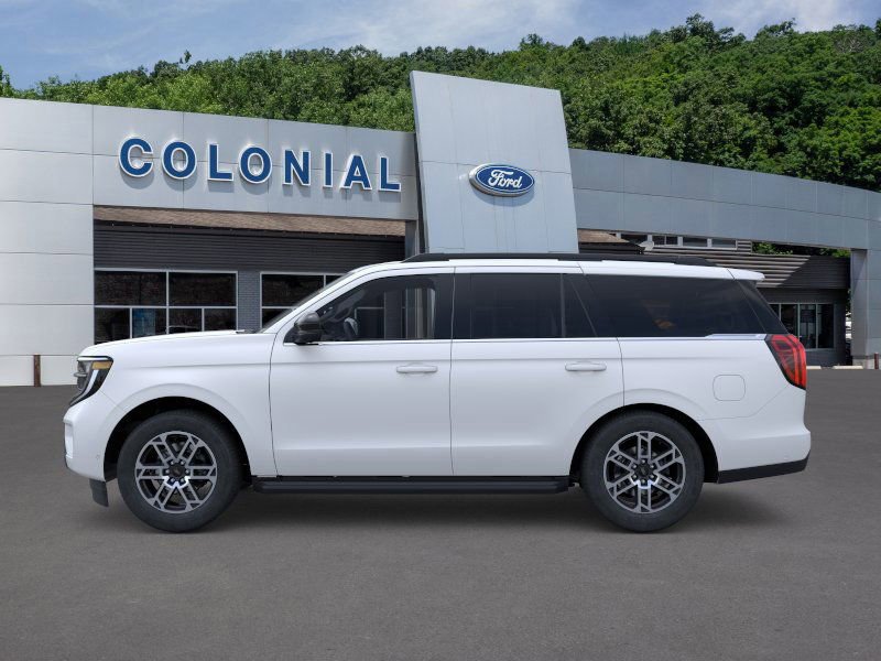 New 2025 Ford Expedition Active image 3