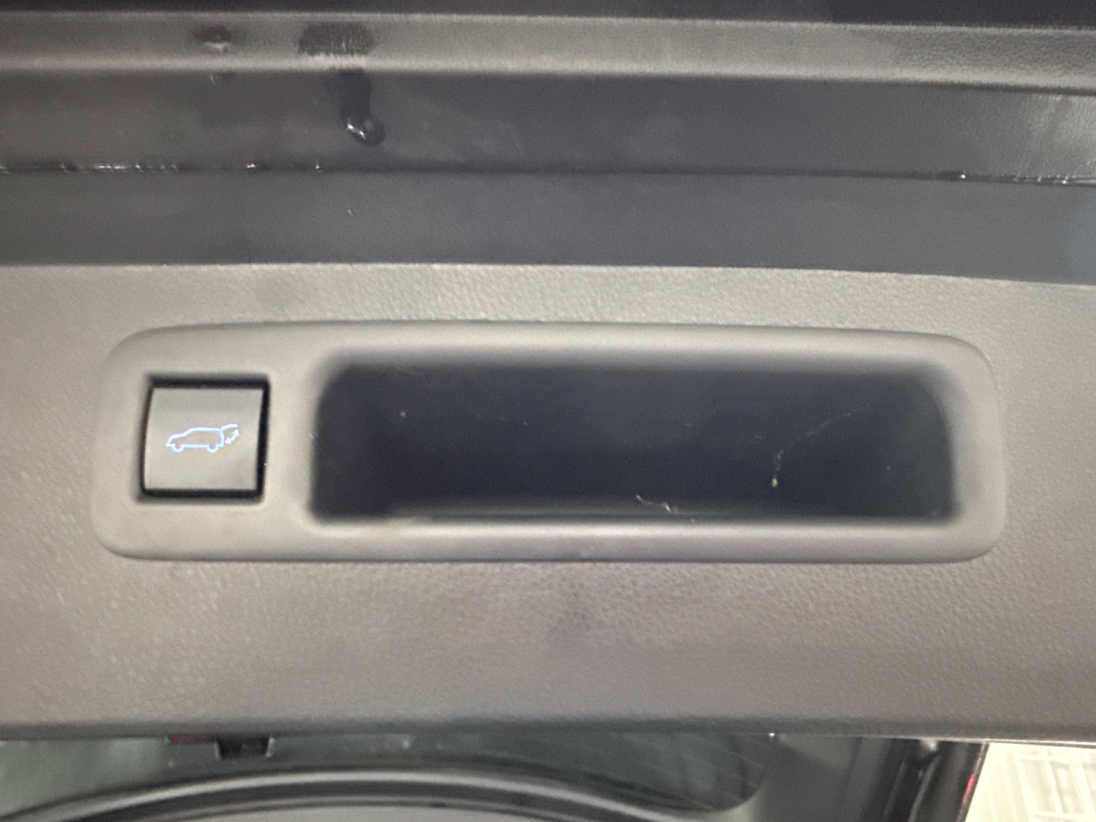 Used 2020 Toyota Highlander XLE AWD/4WD image 53