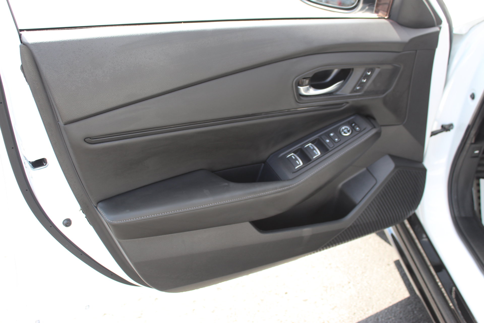 Used 2025 Honda Accord Sport image 11