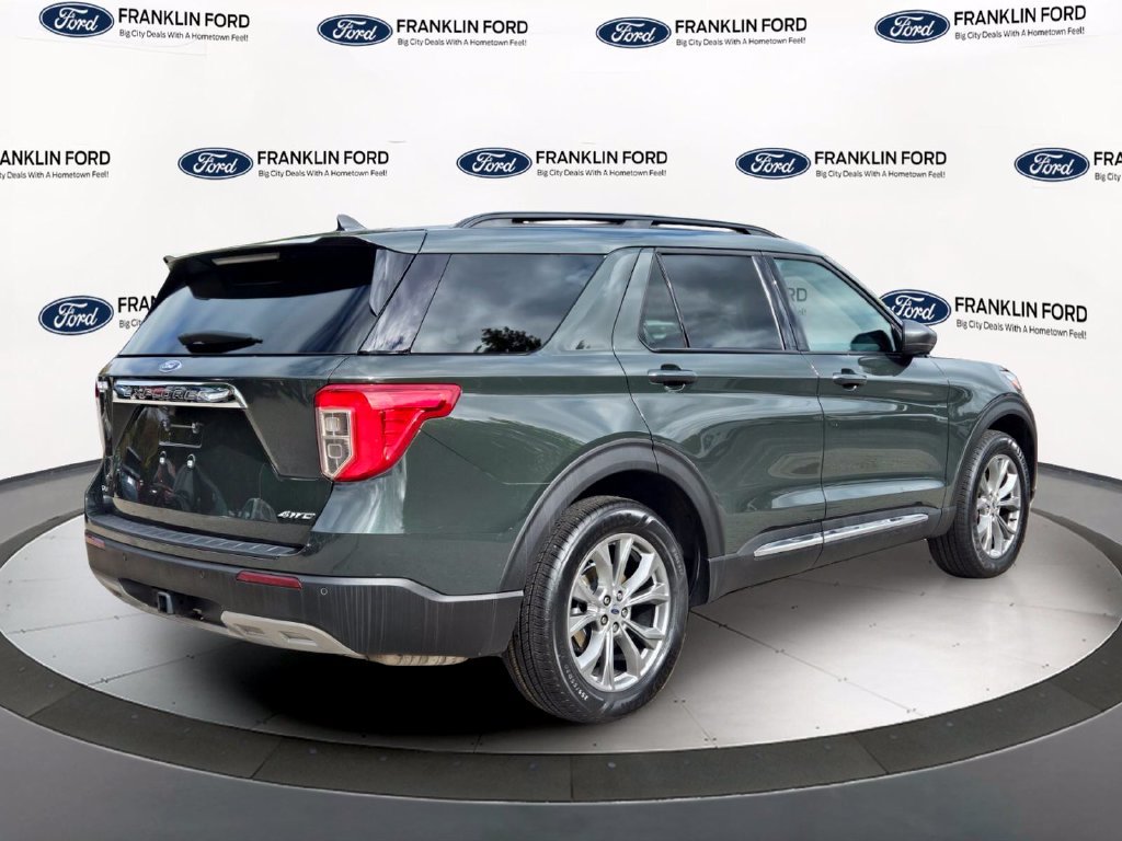 Certified 2023 Ford Explorer XLT w/ Equipment Group 202A AWD/4WD image 5