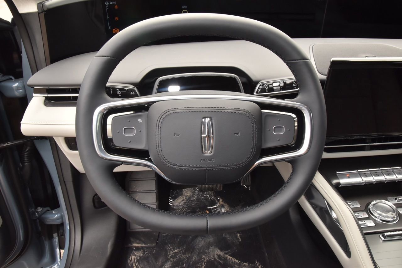 New 2026 Lincoln Nautilus Premier image 51