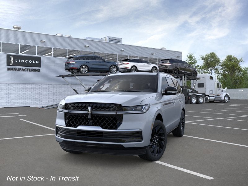New 2026 Lincoln Navigator Reserve AWD/4WD image 2