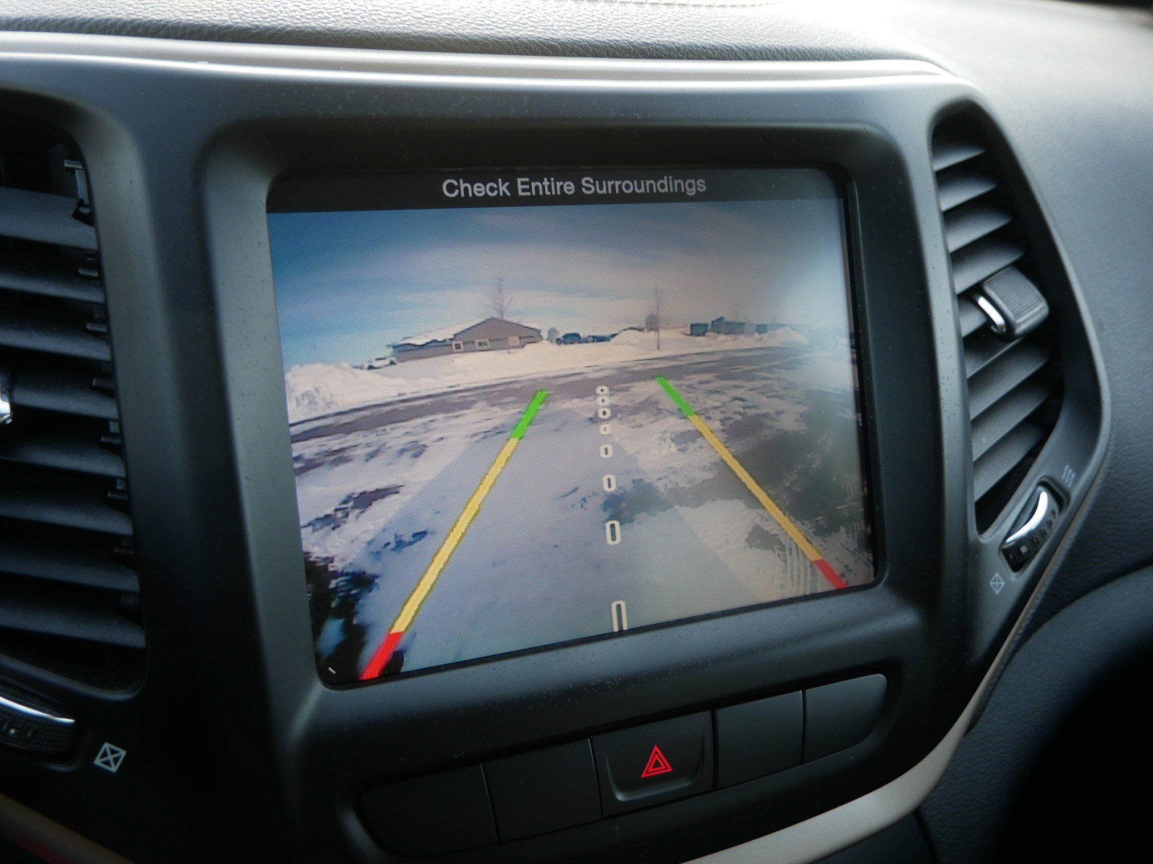 Used 2014 Jeep Cherokee Latitude w/ Cold Weather Group image 27