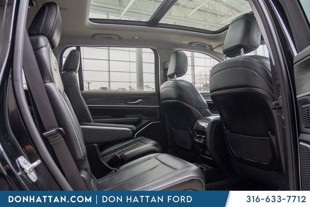 Used 2021 Jeep Grand Cherokee L Limited image 23