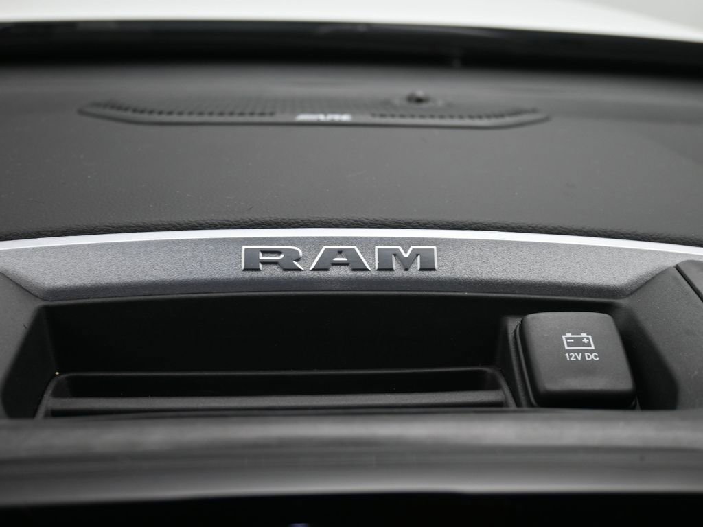 Used 2023 RAM 1500 Big Horn AWD/4WD image 18