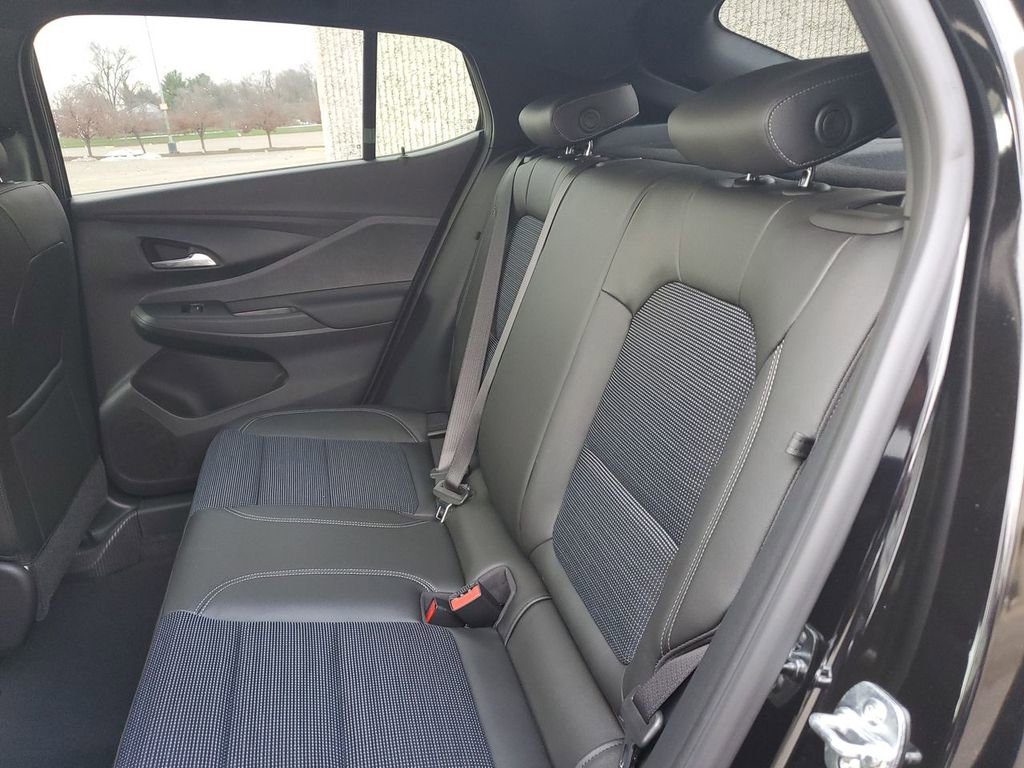 New 2025 Buick Envista Preferred w/ Advanced Safety Package image 23