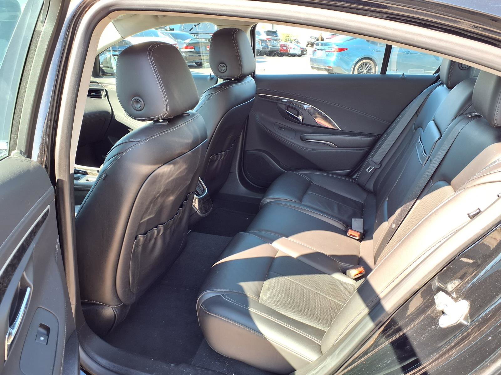 Used 2016 Buick LaCrosse Premium image 24