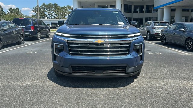 New 2026 Chevrolet Traverse LT w/ LPO, Floor Liner Package image 2