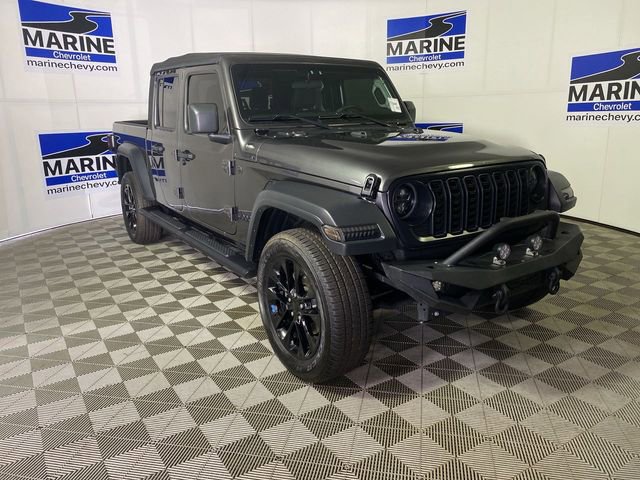 Used 2025 Jeep Gladiator Sport image 1
