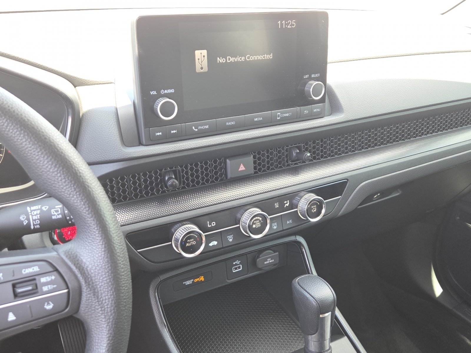 Used 2025 Honda CR-V LX image 27