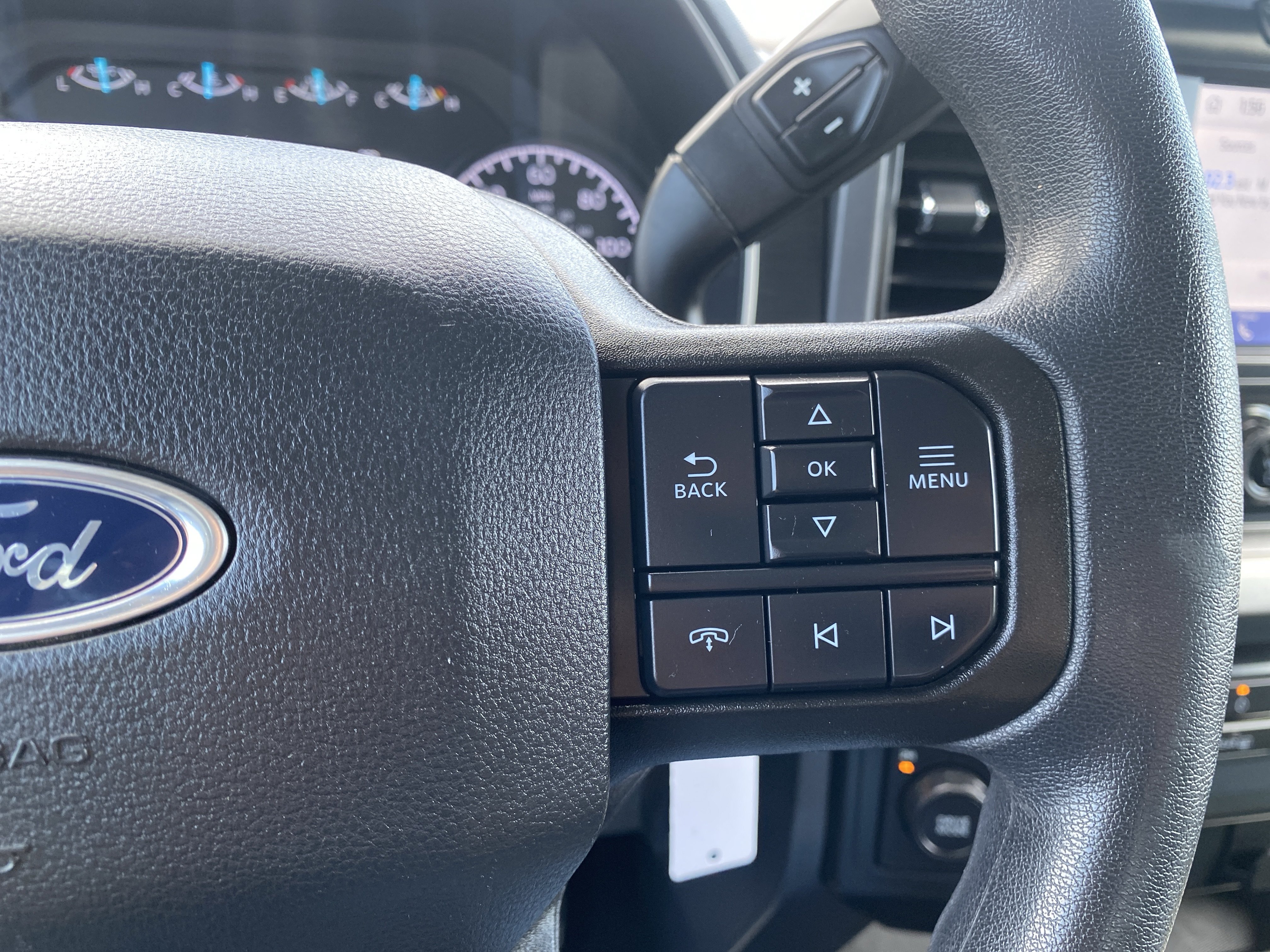 Used 2022 Ford F150 XLT w/ Trailer Tow Package AWD/4WD image 17