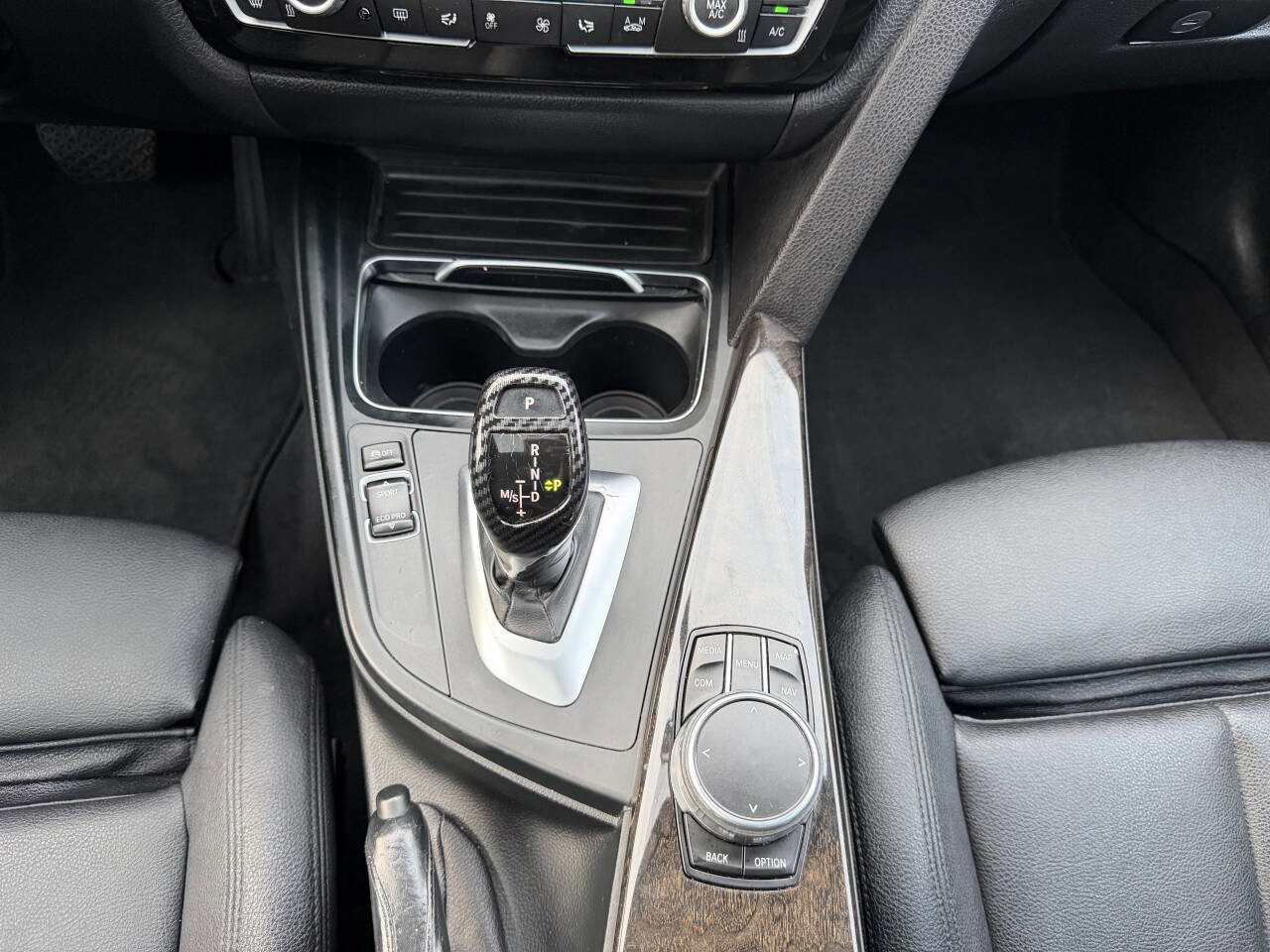 Used 2018 BMW 330i xDrive Sedan AWD/4WD image 28