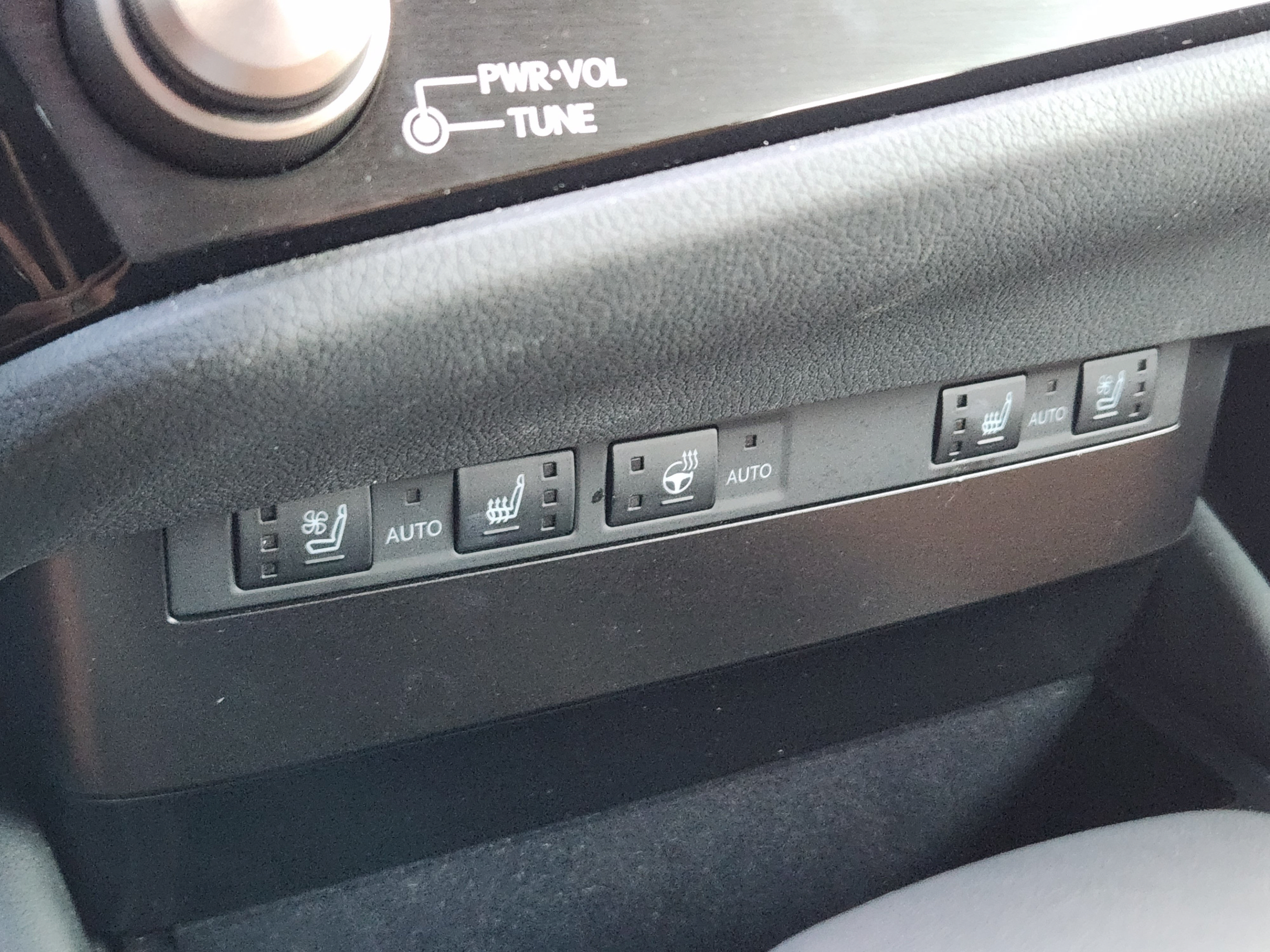 Certified 2025 Lexus ES 350 w/ Premium Package FWD image 17