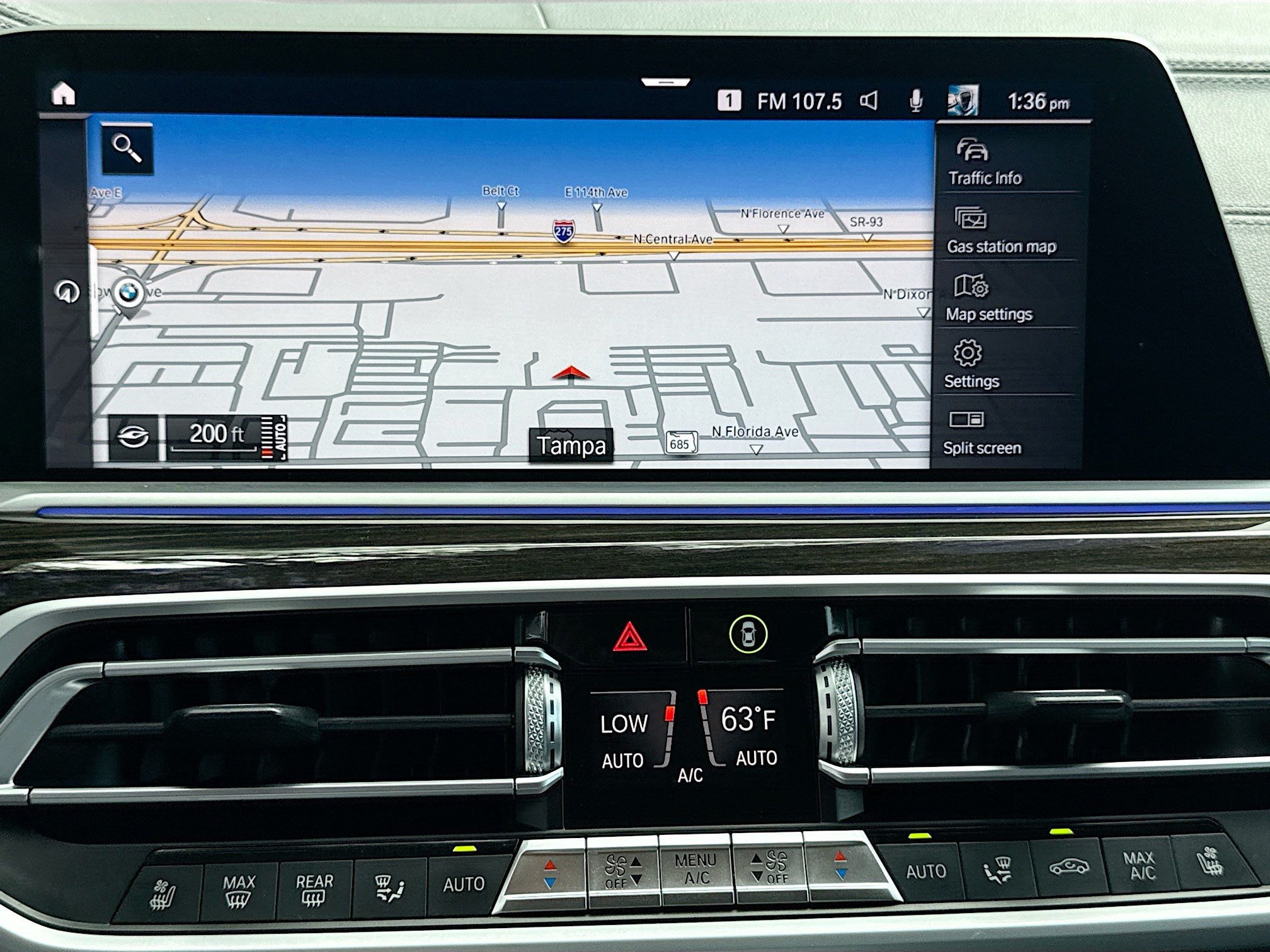 Used 2021 BMW X7 xDrive40i w/ Premium Package AWD/4WD image 34