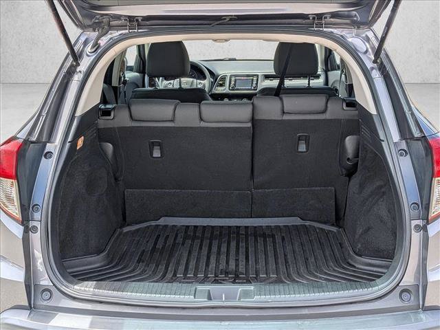 Used 2021 Honda HR-V LX image 6