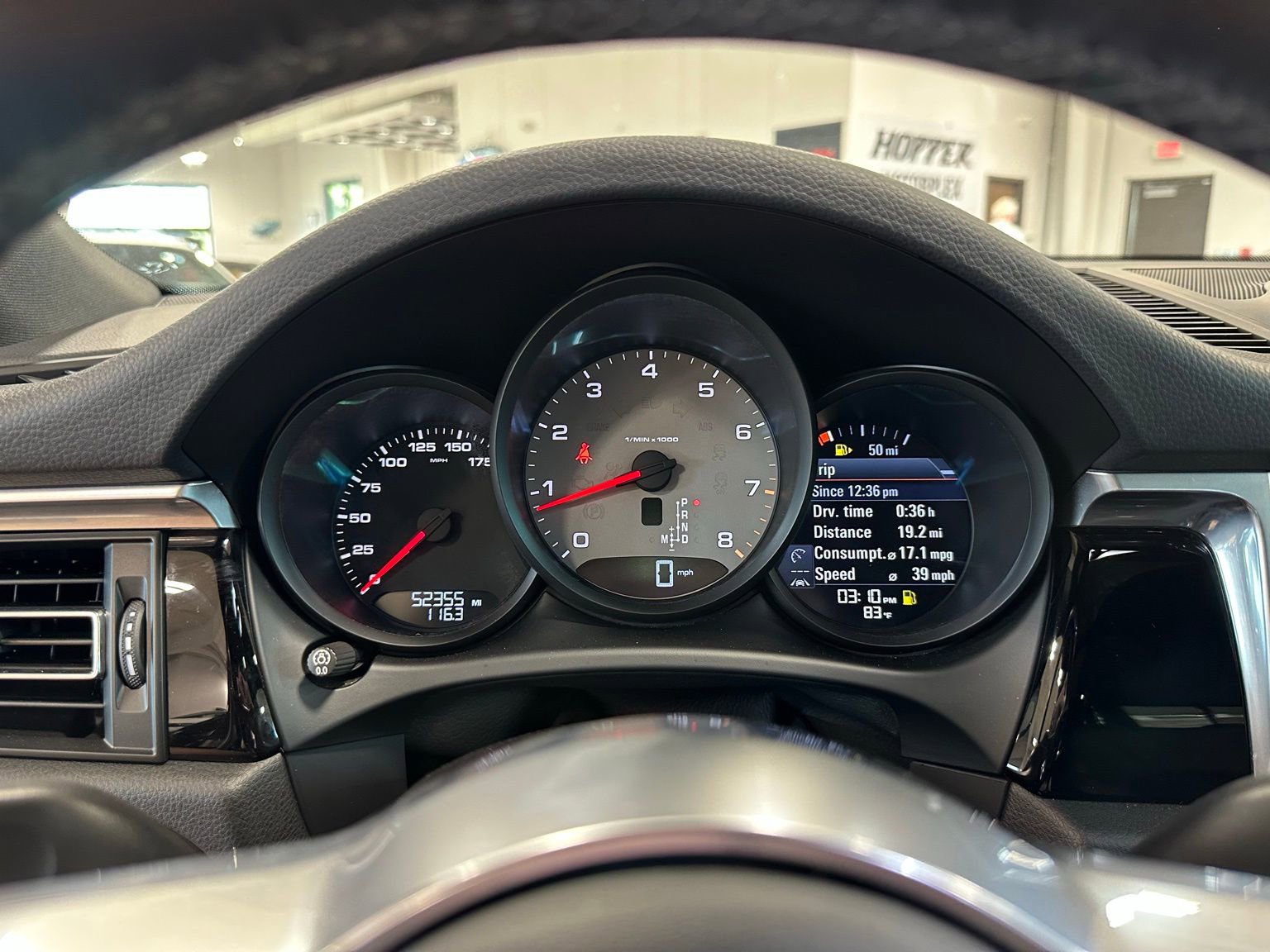 Used 2021 Porsche Macan S image 22