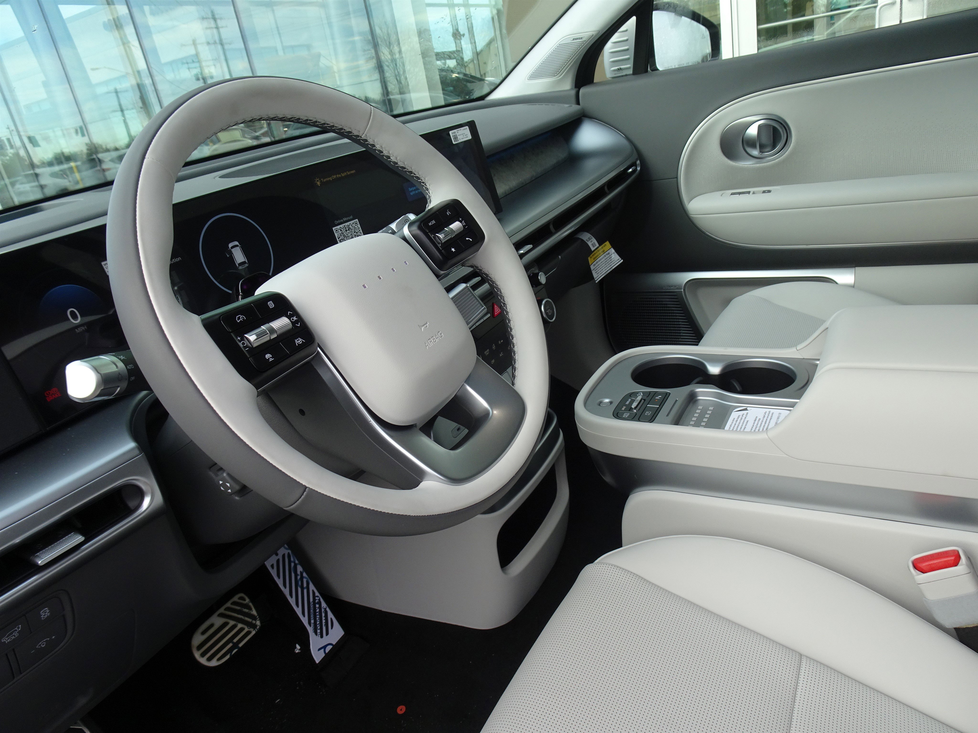 New 2026 Hyundai Ioniq 9 Calligraphy image 14