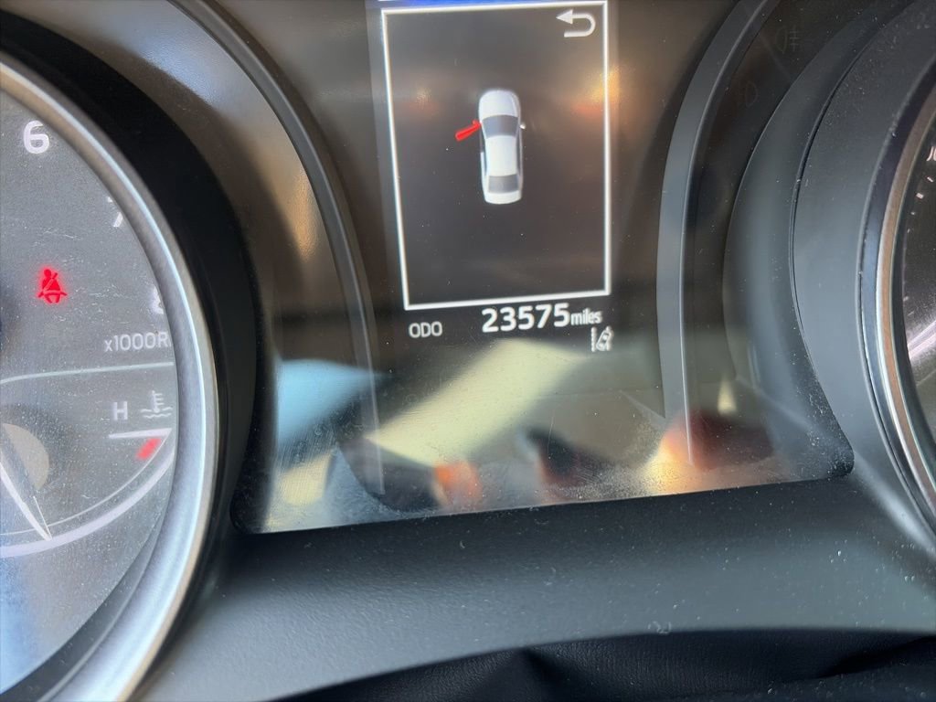 Used 2023 Toyota Camry SE image 16