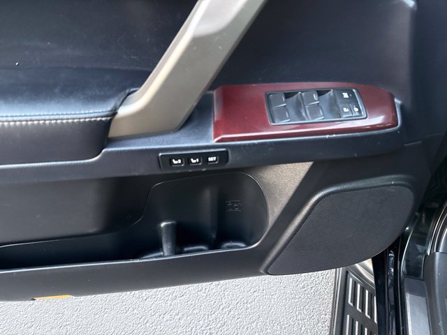 Used 2019 Lexus GX 460 Luxury AWD/4WD image 26
