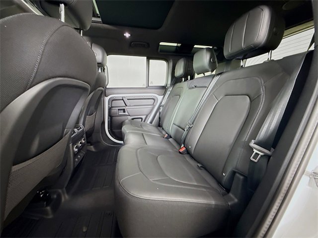 Certified 2025 Land Rover Defender 110 V8 image 24