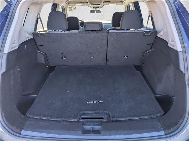 Used 2023 Nissan Rogue SV image 6
