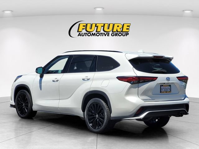 Used 2023 Toyota Highlander Limited AWD/4WD image 7