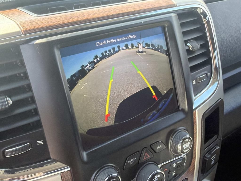 Used 2019 RAM 1500 Laramie w/ Convenience Group AWD/4WD image 7