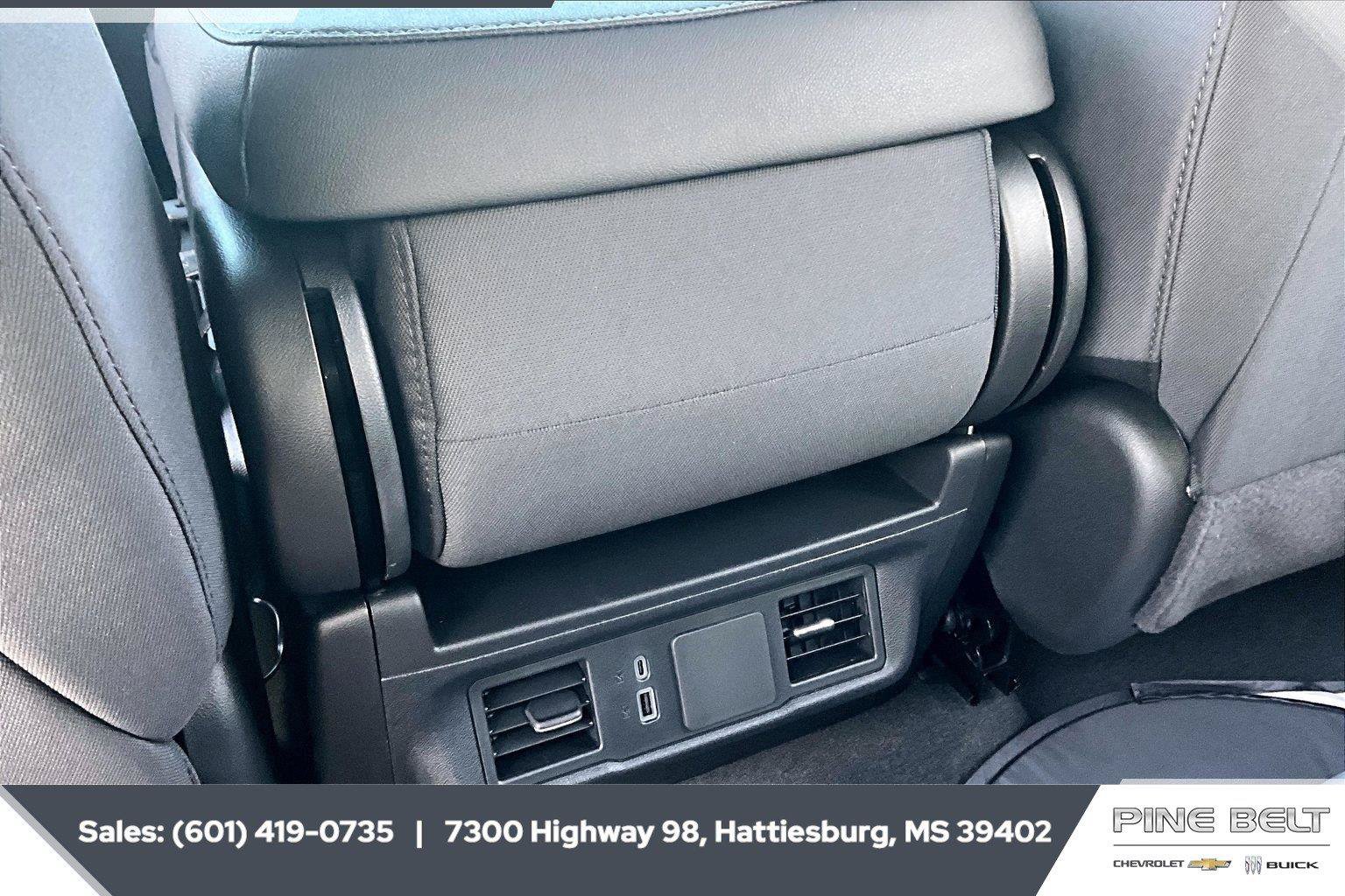 New 2026 Chevrolet Silverado 1500 Custom Trail Boss w/ LPO, Dark Essentials Package AWD/4WD image 25
