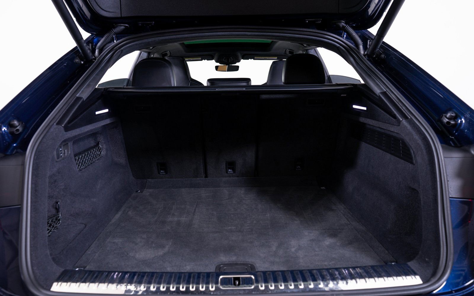 Used 2024 Audi SQ8 Prestige w/ Prestige Package AWD/4WD image 19
