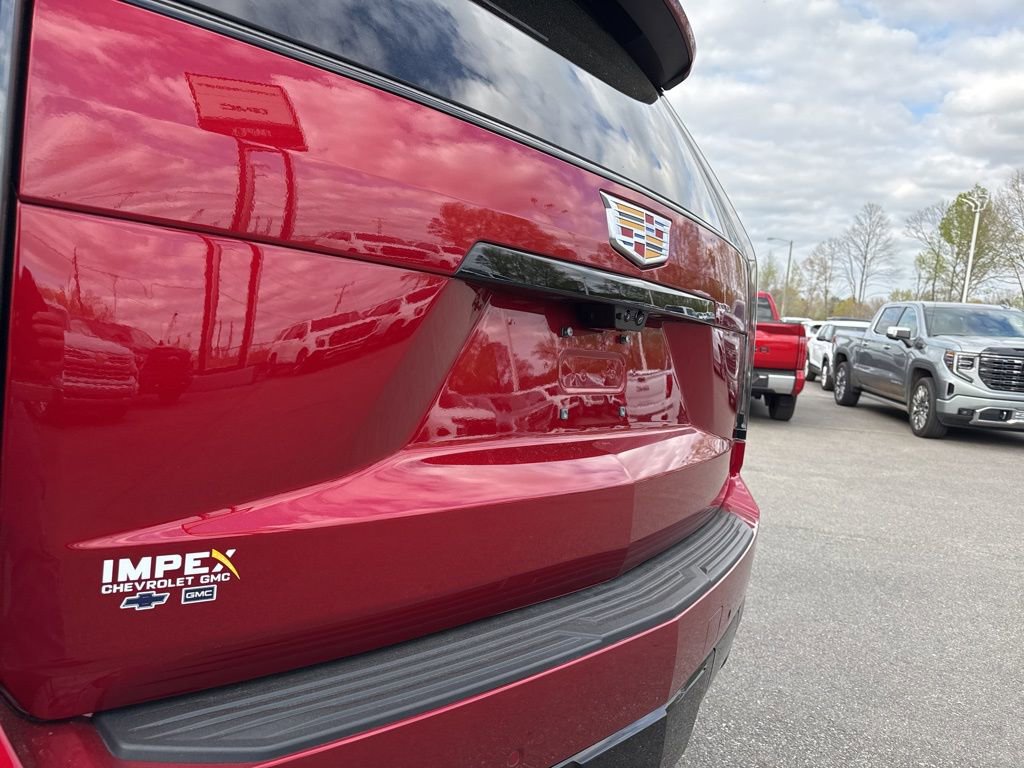 Used 2025 Cadillac Escalade ESV Sport Platinum w/ LPO, Floor Liner Package image 35