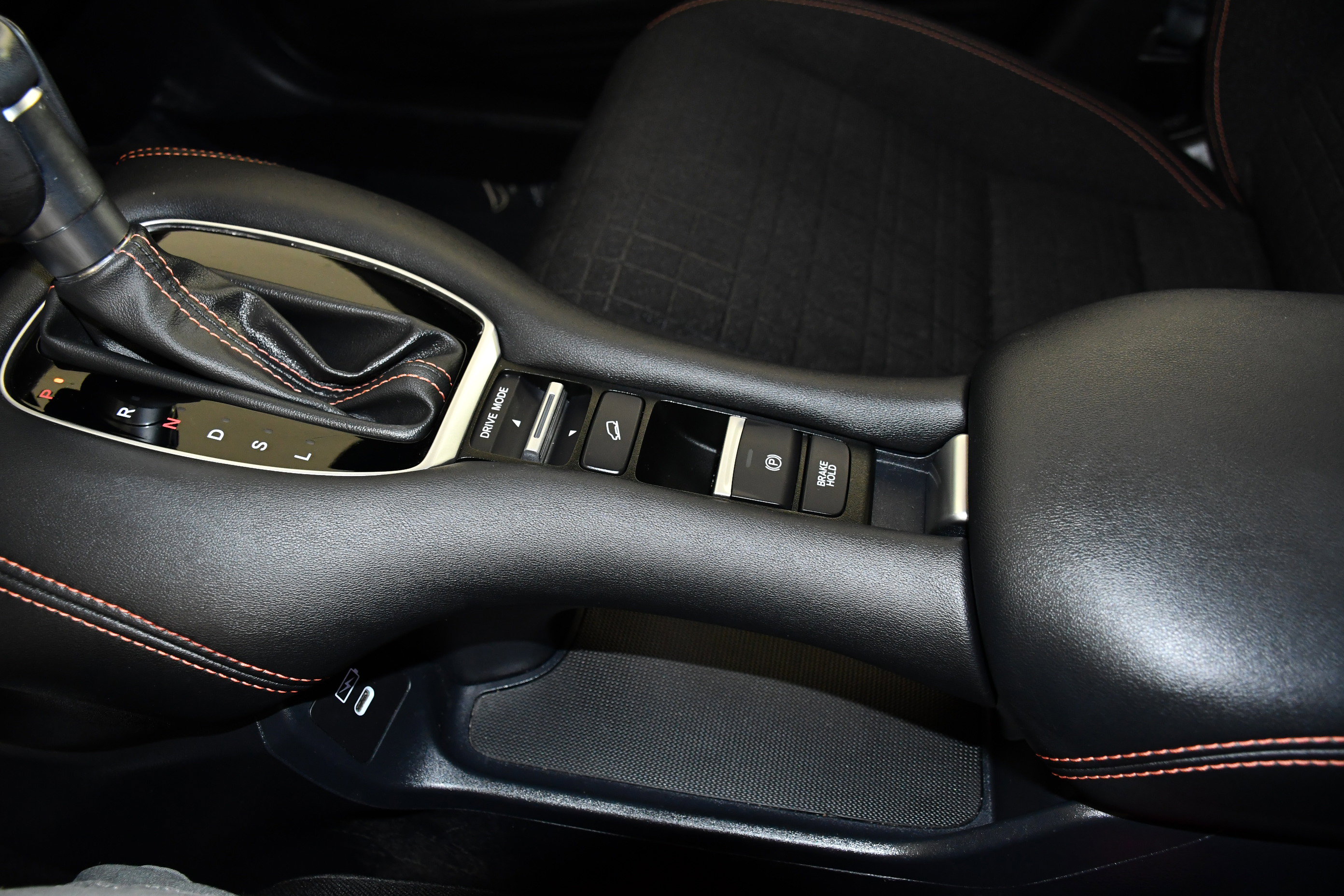 Certified 2024 Honda HR-V Sport image 31