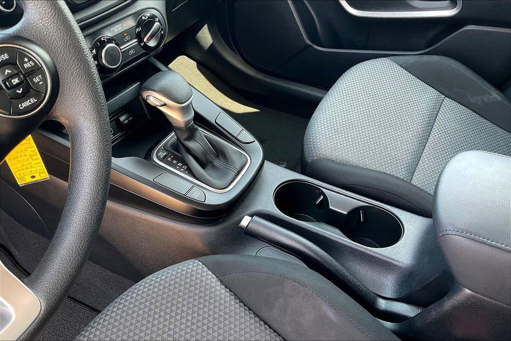 Used 2022 Kia Soul LX w/ Technology Package image 15