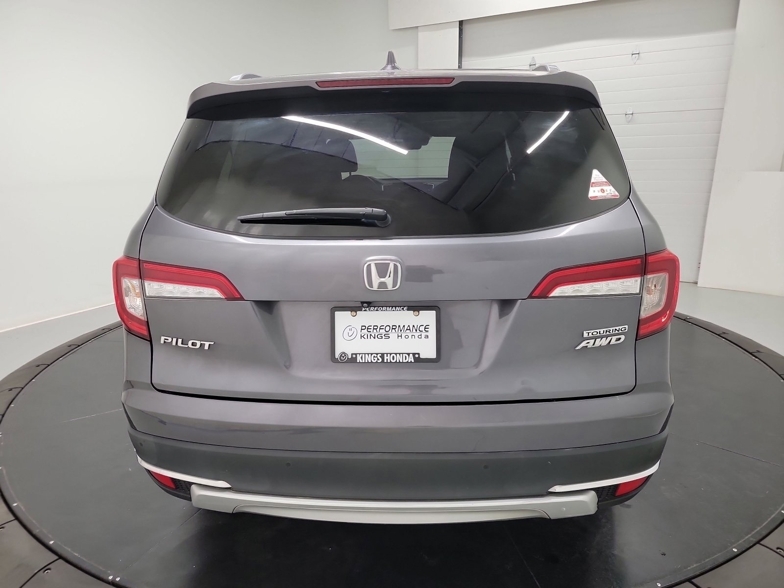 Used 2020 Honda Pilot Touring image 13