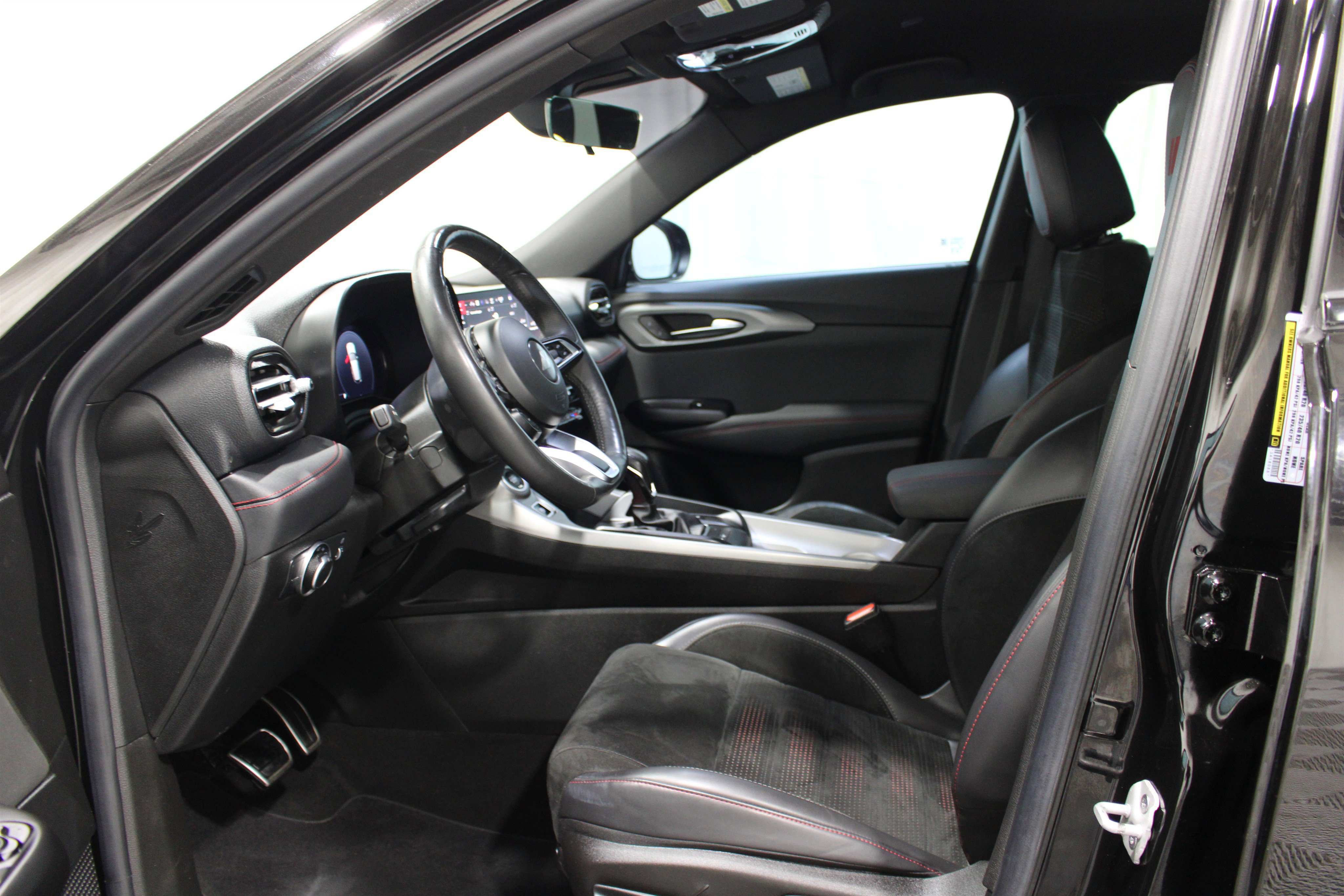 Used 2024 Dodge Hornet GT AWD/4WD image 3