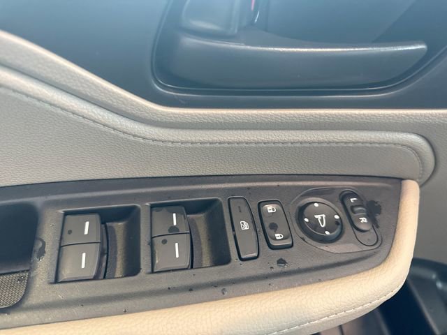 Used 2024 Honda Odyssey EX-L image 13