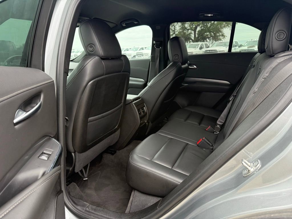 Used 2024 Cadillac XT4 Premium Luxury AWD/4WD image 15