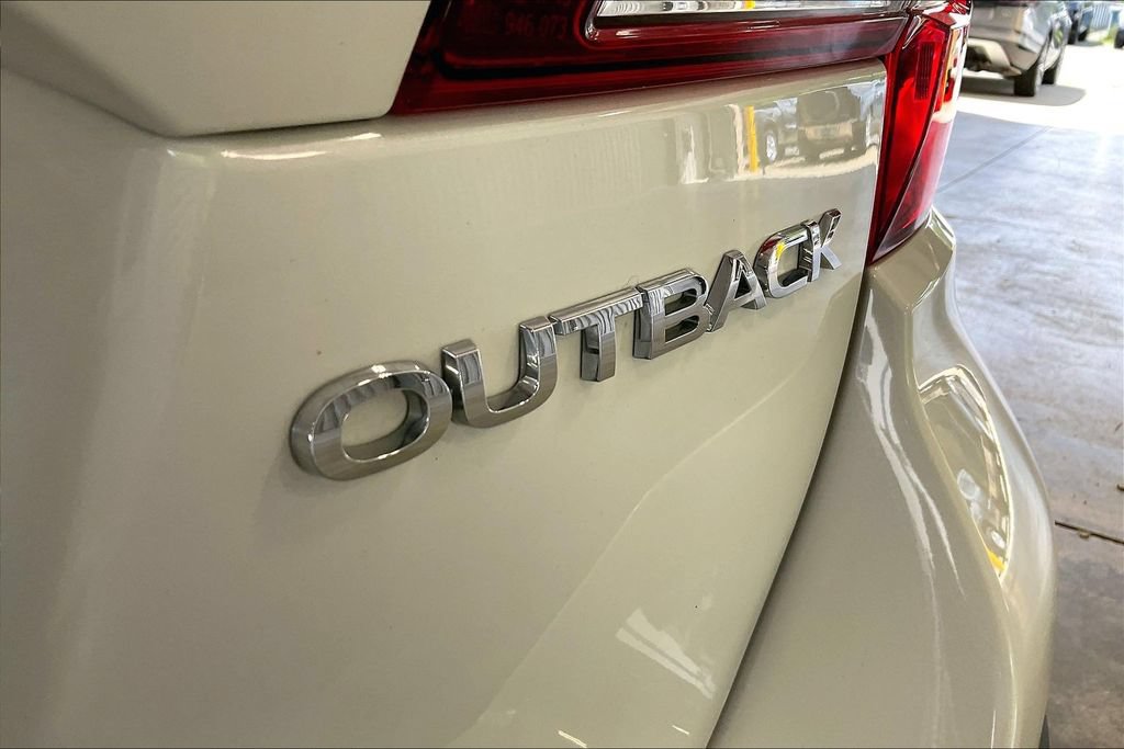 Used 2018 Subaru Outback 2.5i Premium AWD/4WD image 25