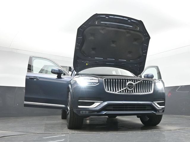 Used 2023 Volvo XC90 B6 Plus w/ Protection Package AWD/4WD image 53