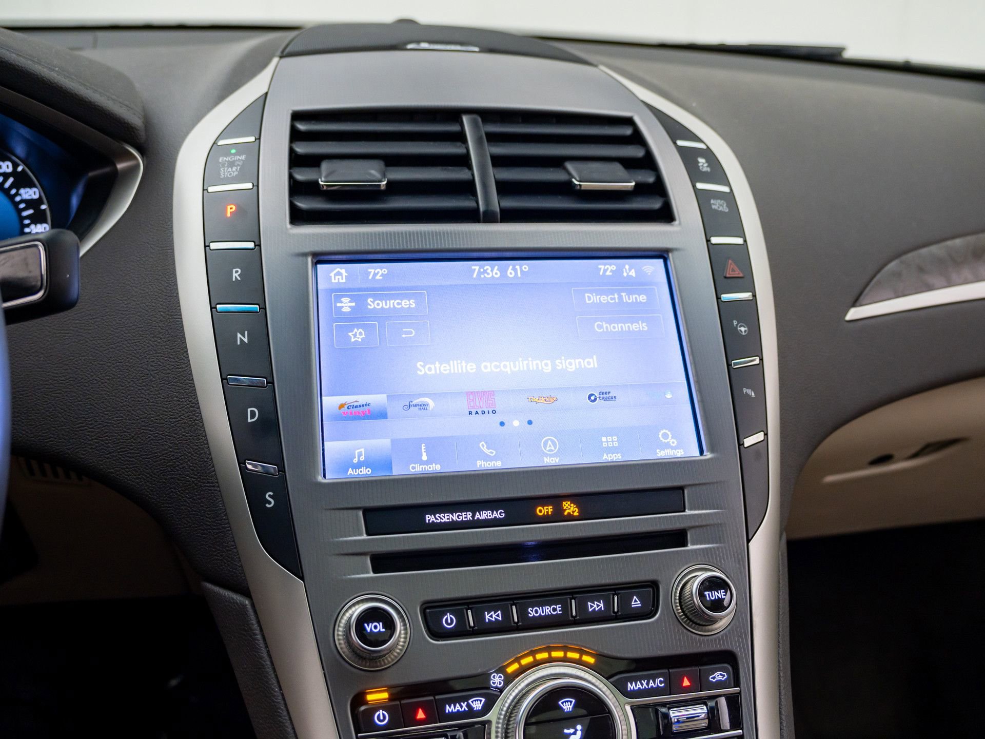 Used 2020 Lincoln MKZ Reserve image 23