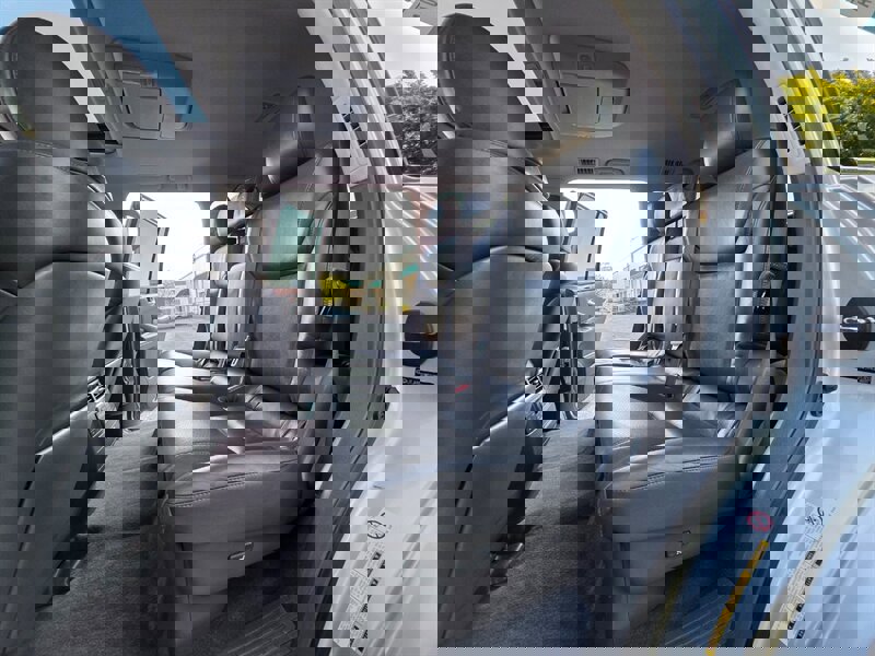 Used 2009 Lexus LX 570 4WD image 15