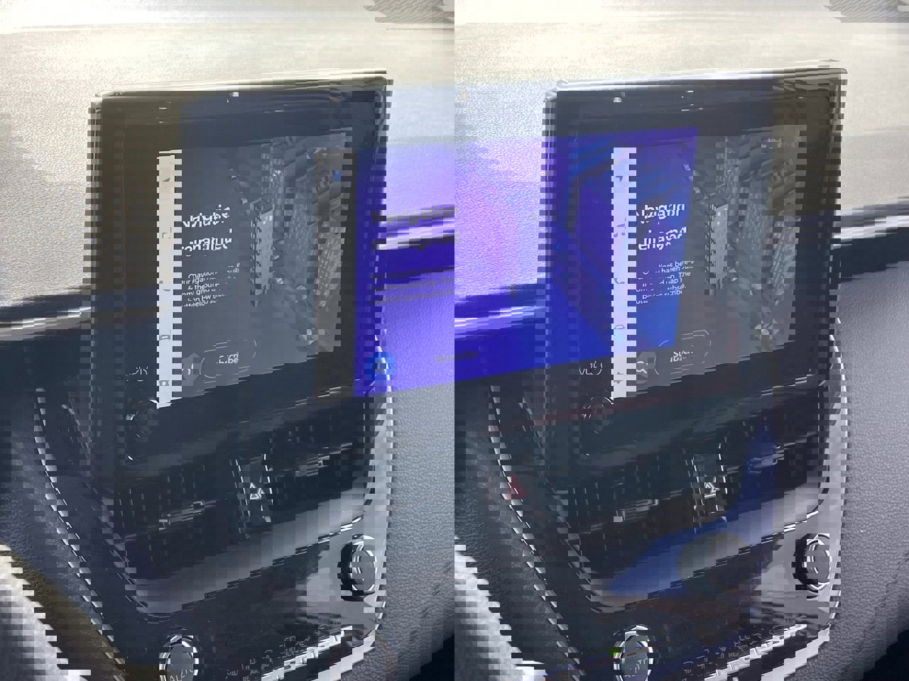 Used 2024 Toyota Corolla LE image 6