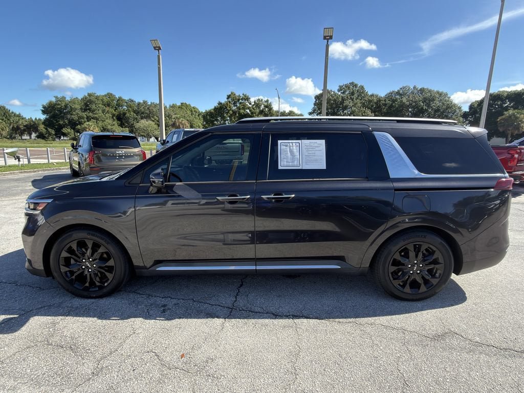 Used 2022 Kia Carnival SX Prestige FWD image 8
