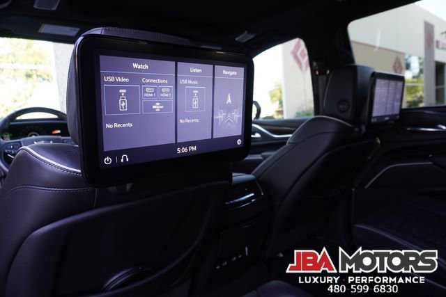 Used 2021 Cadillac Escalade Sport Platinum w/ LPO, ONYX Package image 24