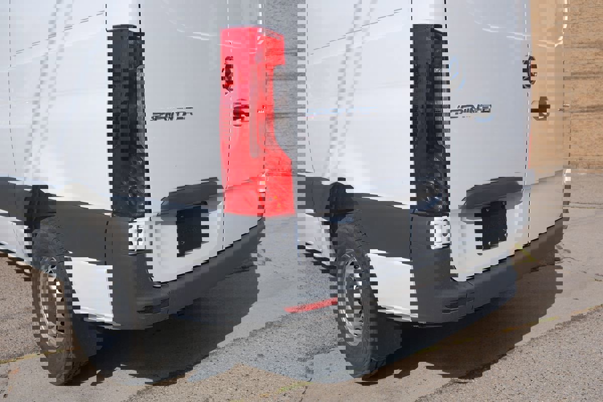 Used 2025 Mercedes-Benz Sprinter 2500 image 29