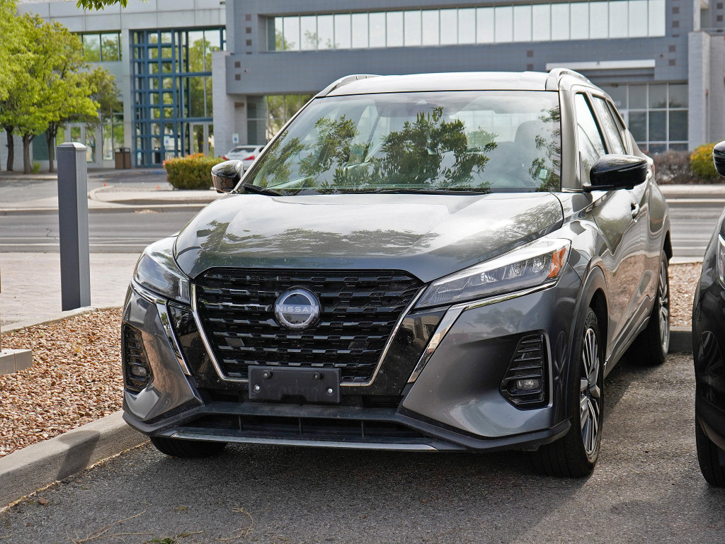 Used 2024 Nissan Kicks SR