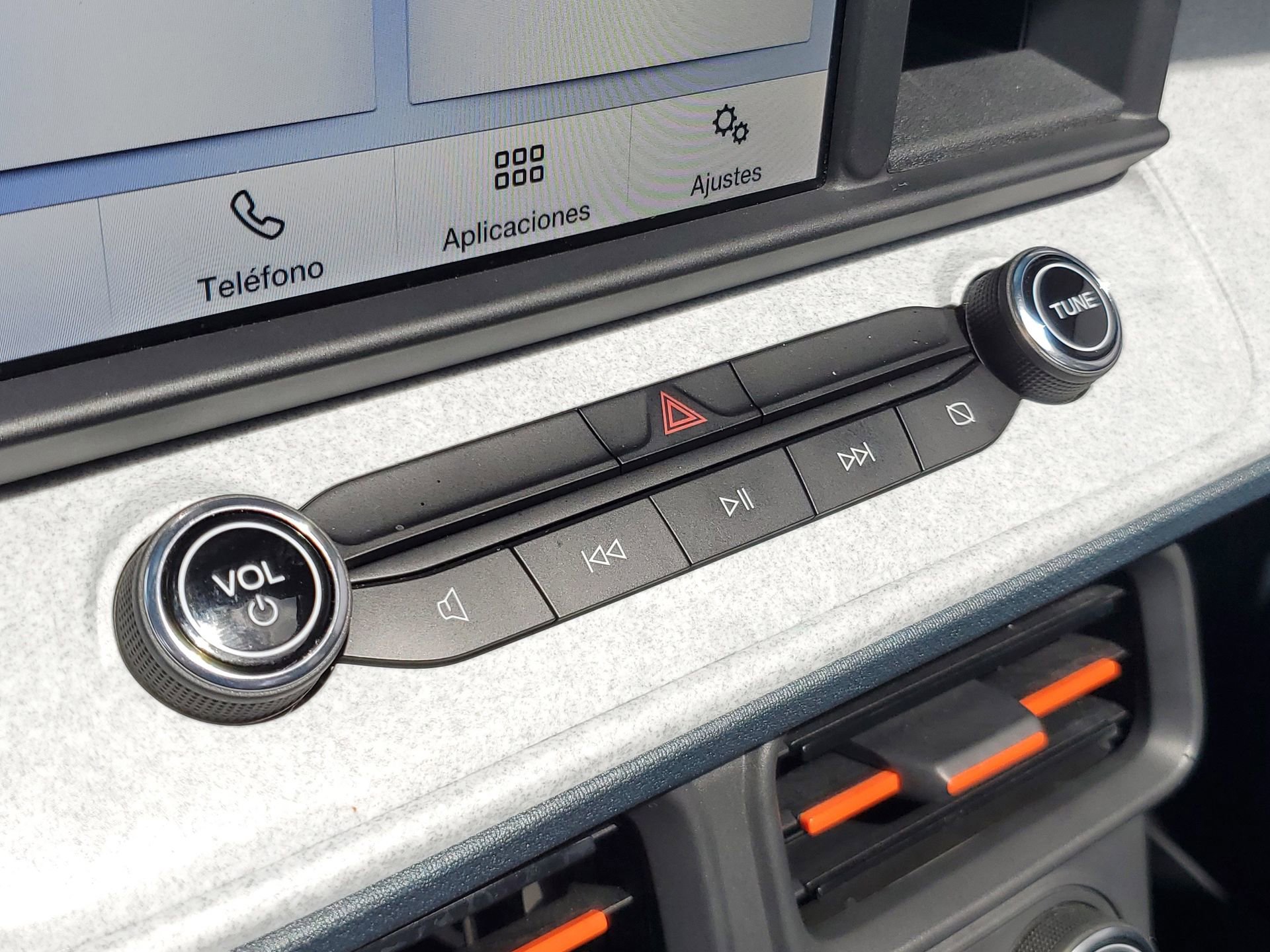 Used 2023 Ford Maverick XLT image 29