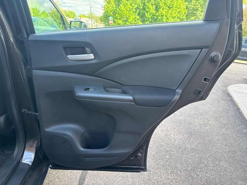 Used 2014 Honda CR-V LX image 38