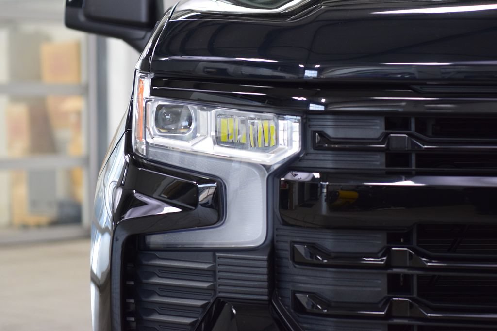 Used 2025 Chevrolet Silverado 1500 RST w/ Protection Package AWD/4WD image 12