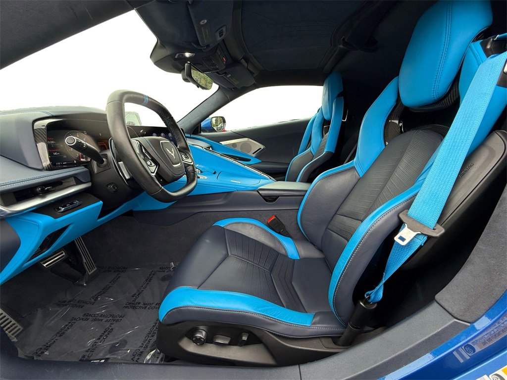 Used 2021 Chevrolet Corvette Stingray Premium Cpe w/ Z51 Performance Package image 9