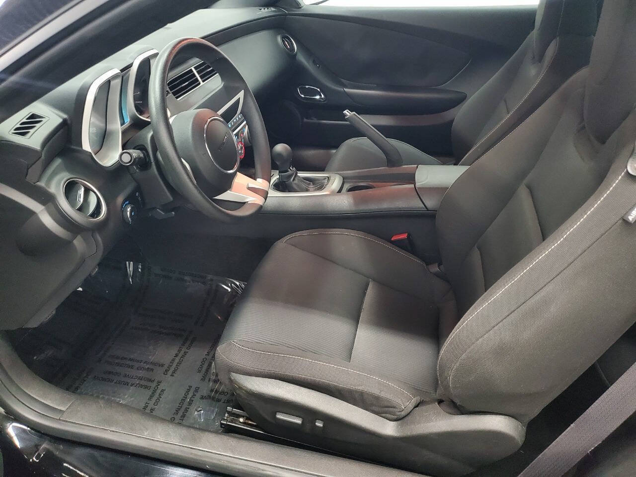 Used 2011 Chevrolet Camaro LT RWD image 9